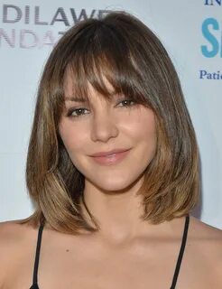 The Best Bob for Your Face Shape Chin length hair, Oval face