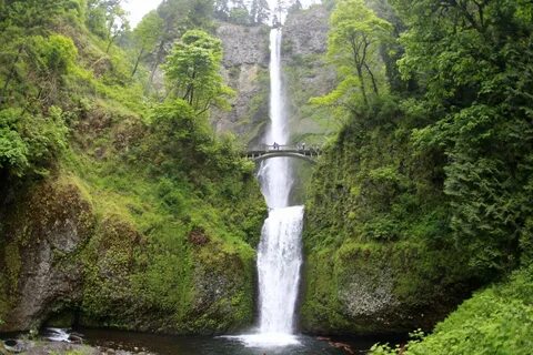 Hidden and little known places: Multnomah Falls, Oregon, USA