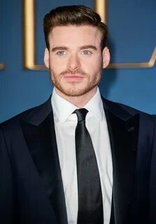 Richard Madden Picture 39 - UK Premiere of Cinderella - Arri