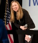 File:Chelsea Clinton by Lorie Shaull 12 (cropped).jpg - Wiki