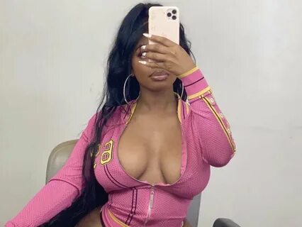 SOHH в Твиттере: "City Girls' JT Is All Sorts Of Thick-Thick