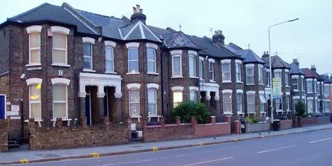 File:Numbers 710 to 732 Lordship Lane N22.jpg - Wikimedia Co