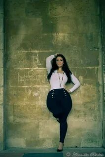 French Model: Rosee Divine Looks, Look, Roupas plus size