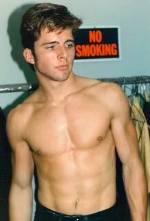 Maxwell Caulfield (young) Maxwell caulfield, Retro men, Grea