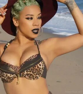 Hot Keyshia Cole Super WAGS - Hottest Wives and Girlfriends 