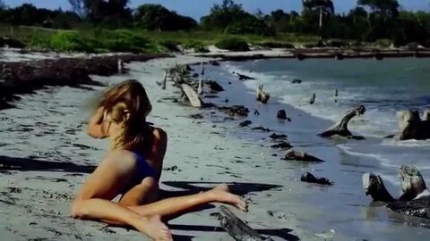 Hot n' Sexy Charlotte McKinney Swimsuit Beach Photoshoot - Y