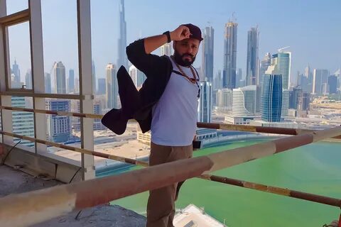 Dubai men fashion and architecture from the top and adobeCri