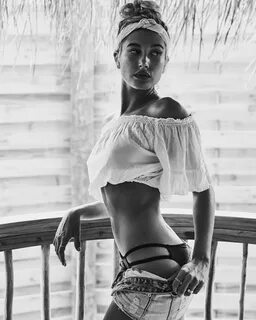 Hailey Baldwin on Instagram: "shot in The Maldives by @darre