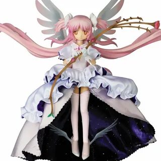 Heavenly Ultimate Madoka Figure - Sankaku Complex