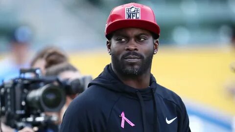 Michael Vick Joins Champions + Legends as a Founding Athlete