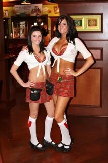 sexy Girls at Tilted Kilt - Gallery eBaum's World