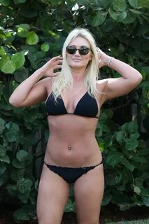 Brooke hogan bikini Hot porn pictures-hd streaming porn