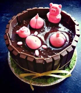😍 Cute Kit Kat Cake Ideas With Little Pigs Decor In It 😍 Lik