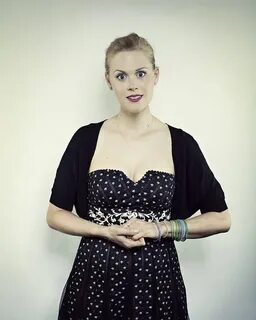 Picture of Janet Varney