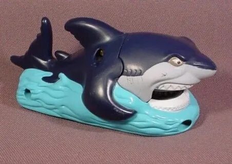 2004 Shark Tale Burger King Toy Weird toys, Shark tale, Mcdo