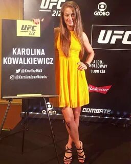 Robbie Fox в Твиттере: "Karolina Kowalkiewicz is fighting so