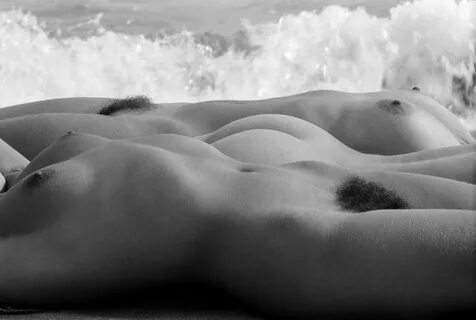 Sea Nudes - Lucien Clergue