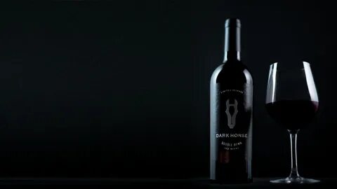 Dark Horse Pinot Noir, 750 ml E /& J GALLO WINERY