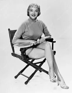 Carolyn Jones Feet (44 photos) - feet.wiki