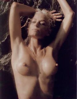 Farrah Fawcett Nude Photo and Video Collection - Fappenist