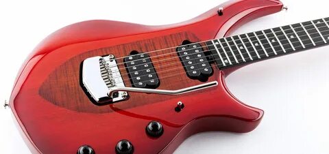 Sortie des guitares Music Man Majesty signature John Petrucc