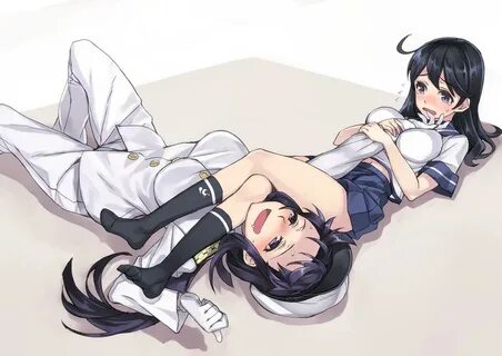 Admiral ja Ushio painimassa