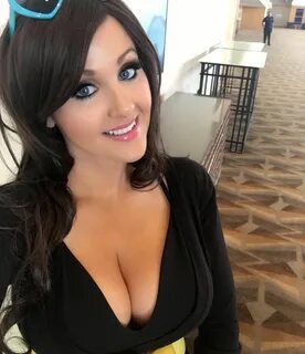 Pin on Angie Griffin/Jessica Nigri & Co