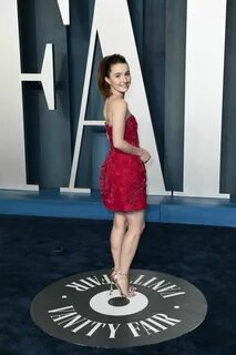 Kaitlyn Dever's Feet wikiFeet