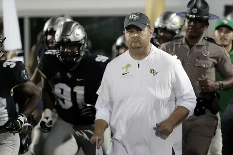 NCAA football: Tennessee hiring UCF's Josh Heupel