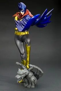 DC COMICS Bishoujo Statue Batgirl - My Anime Shelf