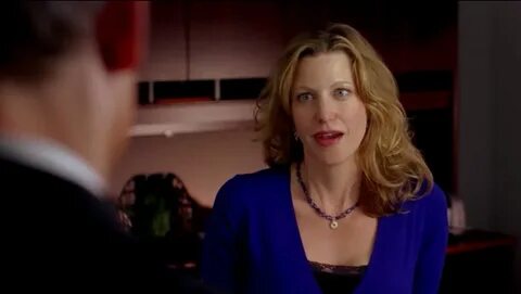 Best Supporting Cleavage in a Drama: Anna Gunn as Skyler Whi