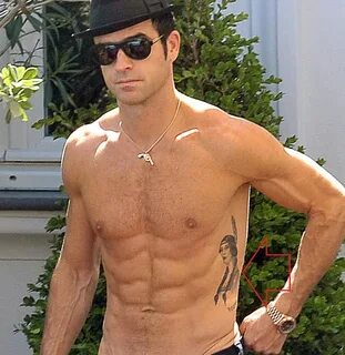 Justin Theroux's 14 Tattoos & Their Meanings - Body Art Guru