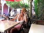 Голыые сиськи баб в кафе - 72 красивых секс фото