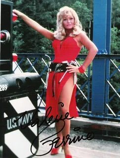 Pictures of Valerie Perrine - Pictures Of Celebrities.