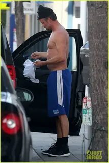 Josh Duhamel Goes Shirtless After His Workout: Photo 3900139