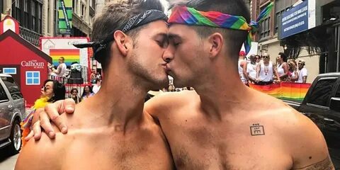 26 Cute AF Gay Lip Locks Celebrating International Kissing D