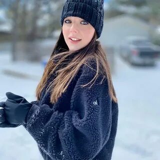 Alexa Nisenson (@alexanisenson) * Instagram photos and video