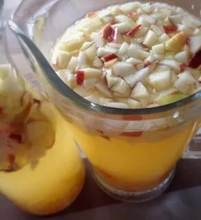 Refresco de Ensalada de Fruta (Fruit Salad Juice) Salvadoran