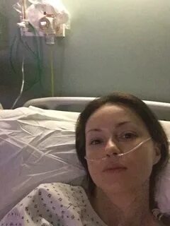 𝙊 𝙇 𝘼 𝙅 𝙊 𝙍 𝘿 𝘼 𝙉 on Twitter: "Cheeky hospital selfie!...I t