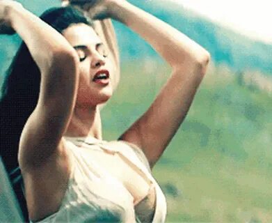 Sing Selena Gomez GIF - Sing Selena Gomez Sexy - Discover & 