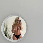 ▶ Free Baby Ariel Flaunts Her Boobs (15 Photos + Videos) The
