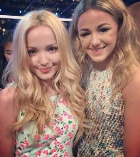 CHLOE LUKASIAK with DOVE CAMERON Dance moms chloe, Dance mom