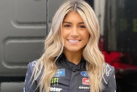 Hailie Deegan Bio, Family, Career, Boyfriend, Net Worth, Mea