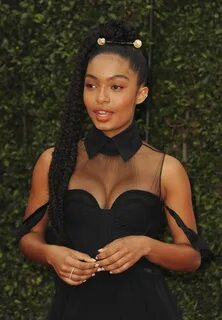 Yara Shahidi At 49th NAACP Image Awards, Los Angeles - Celeb