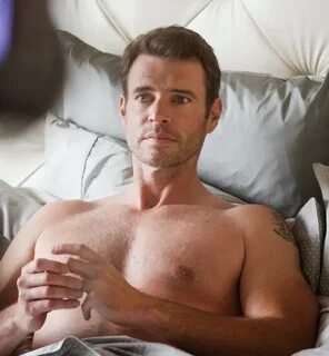 Modaya Dair ♥: Scott Foley ile gözümüz bayram etsin!