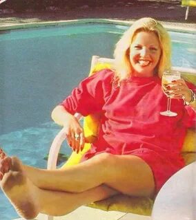 Sally Thomsett Feet (7 photos) - celebrity-feet.com