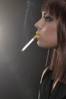 Sexy Cigarette Smoking Videos bluetechproject.eu