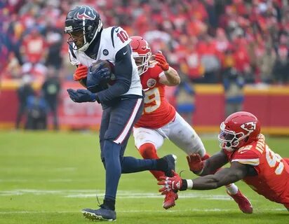 DeAndre Hopkins Reportedly Passes Physical; David Johnson an