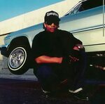 Eazy E with the 1963 Impala. Str8 out of Compton! Hip hop ra