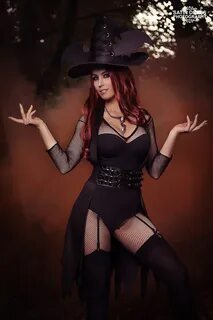 Witch Cosplay